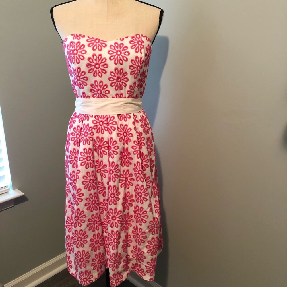 Lilly Pulitzer embroidered strapless dress 6